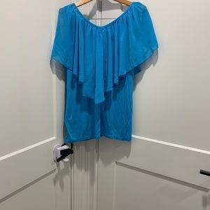 Blouse very flattering NWOT